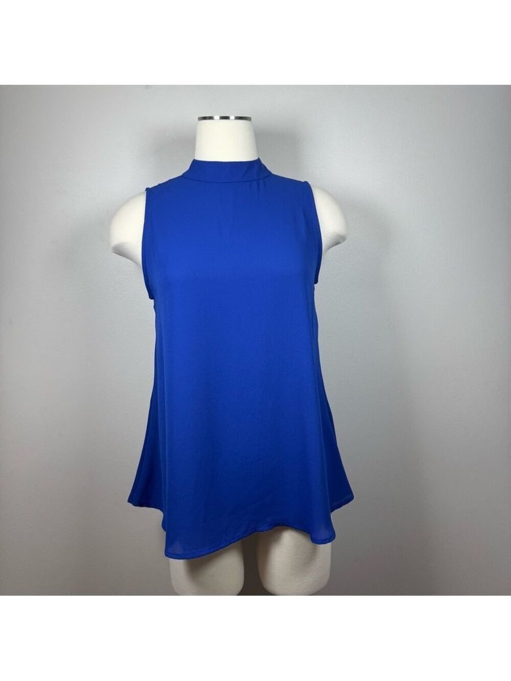 Lipslide Elegant Royal Blue Sleeveless Blouse Small